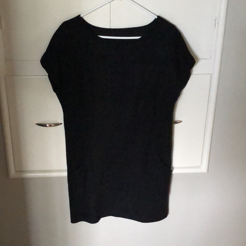 Black shift‎ dress - Picture 4 of 5